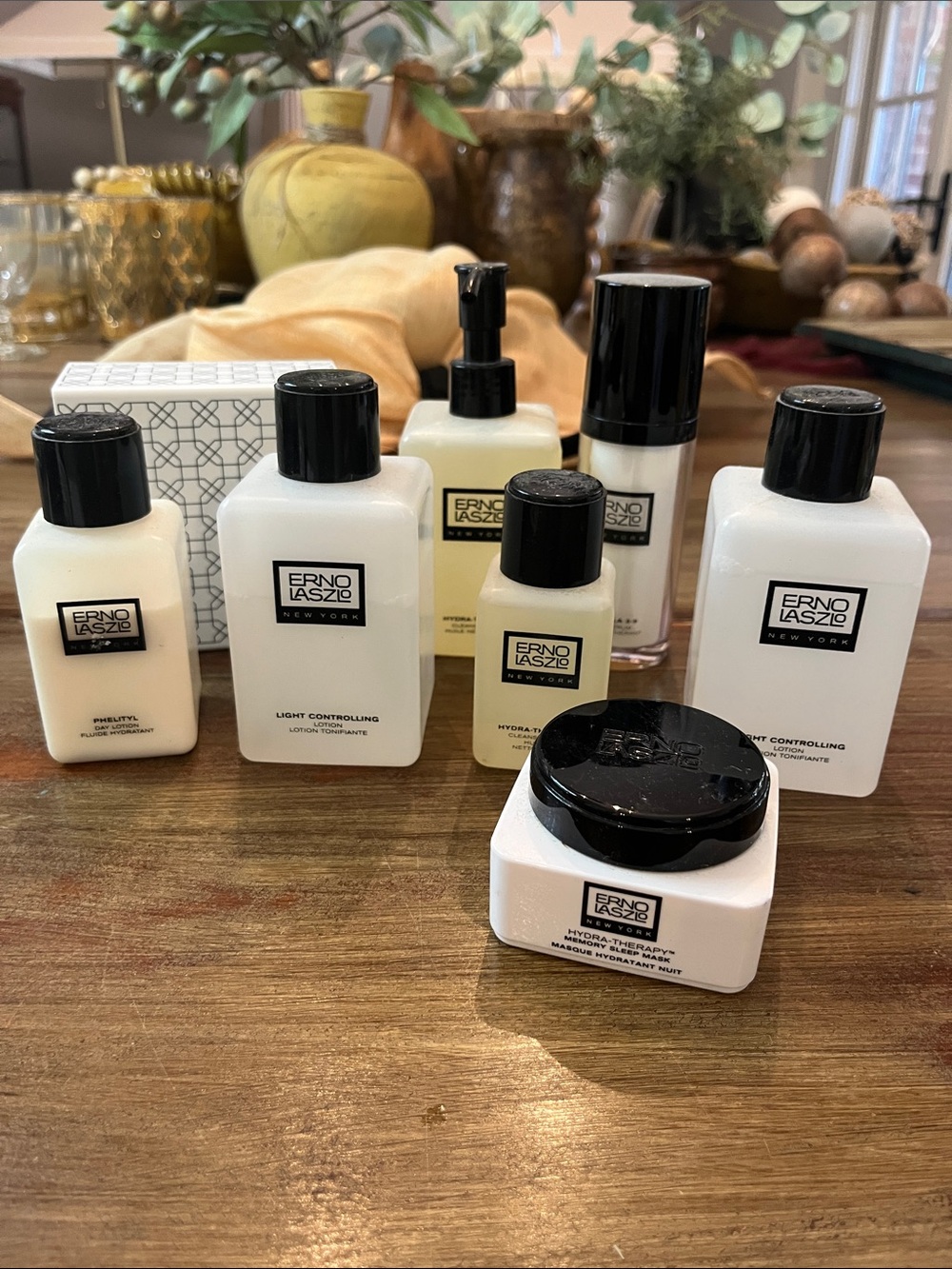 Erno Laszlo White Hydrating Bath & Body Set - Skincare USED ONLY FOR DISPLAY